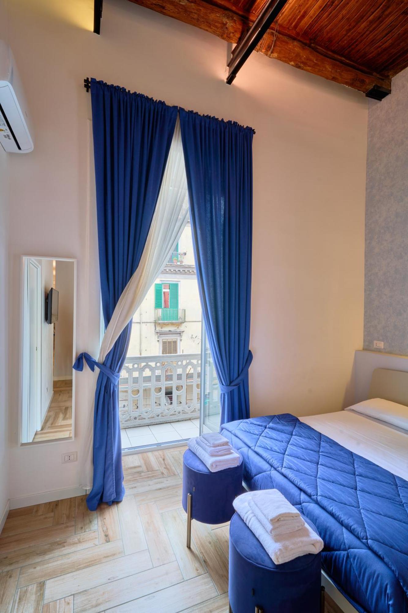 Couette-café Toto E Peppino Luxury *